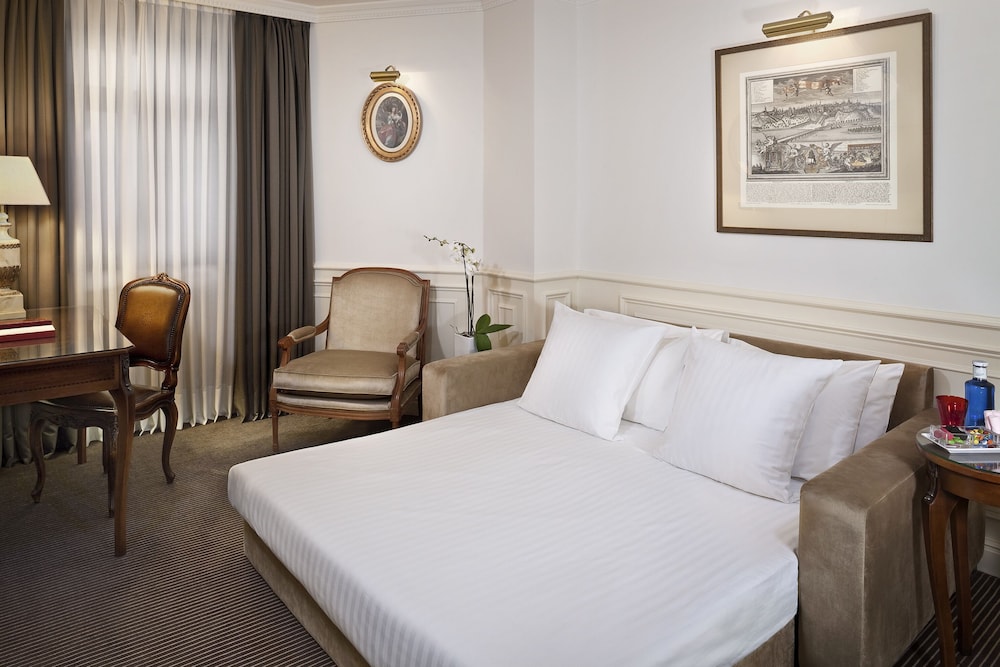 Hotel Fenix Gran Melia 24/70