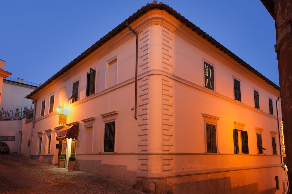 hotel
