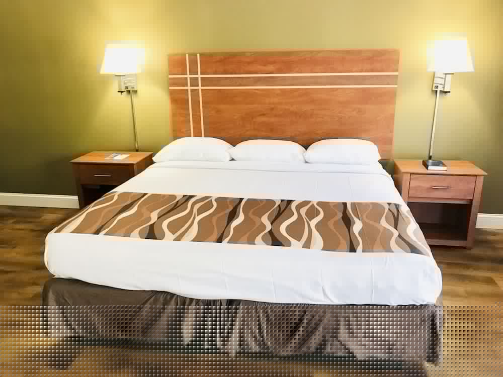Rodeway Inn Swansea, MA 32/42