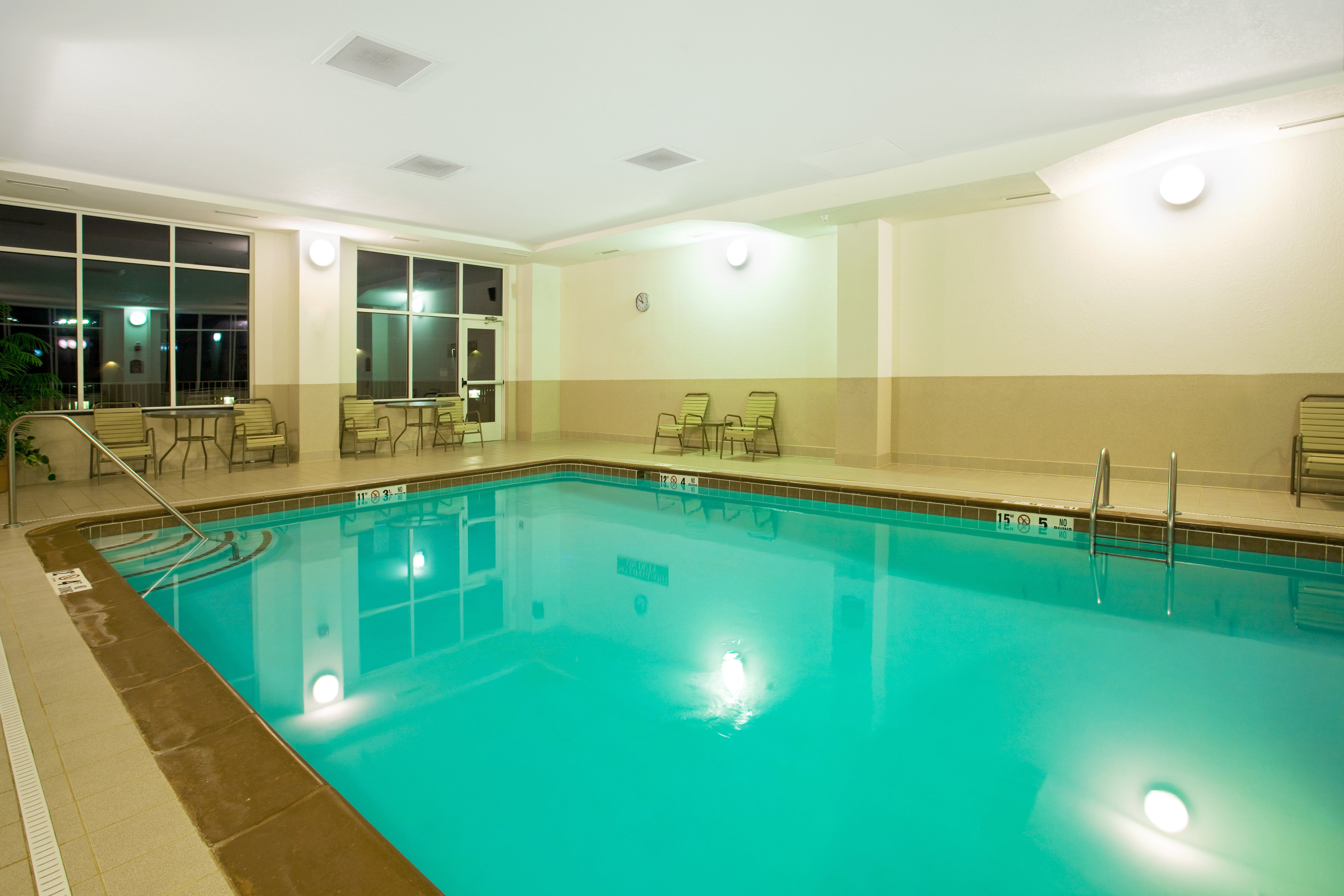 HOLIDAY INN BATTLE CREEK 20/47