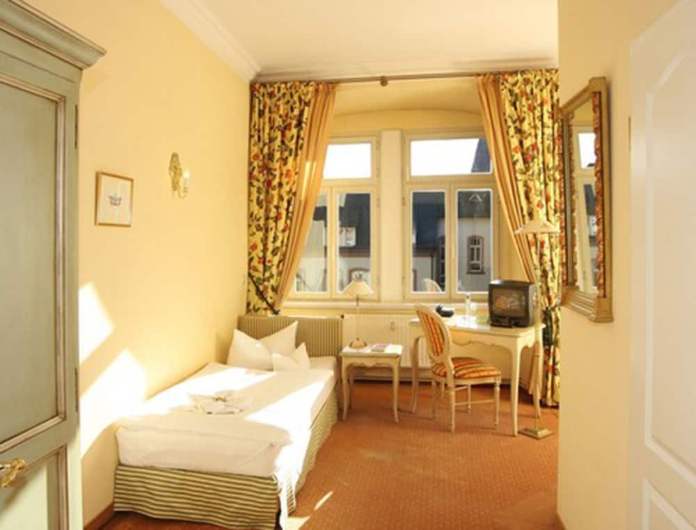 Hotel Graf von Mansfeld 20/50