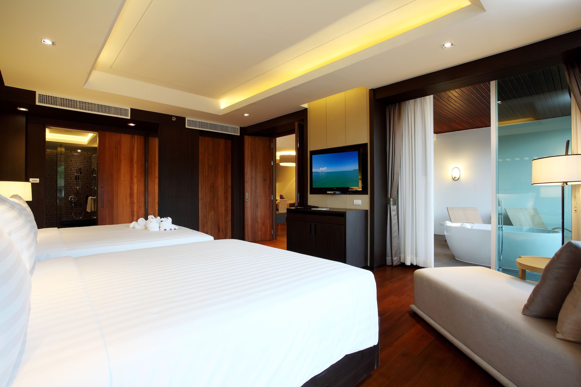 Moken Suite Pool Access (SPAQ)