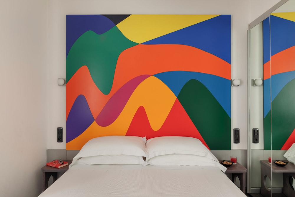 Mediolanum Hotel 28/71