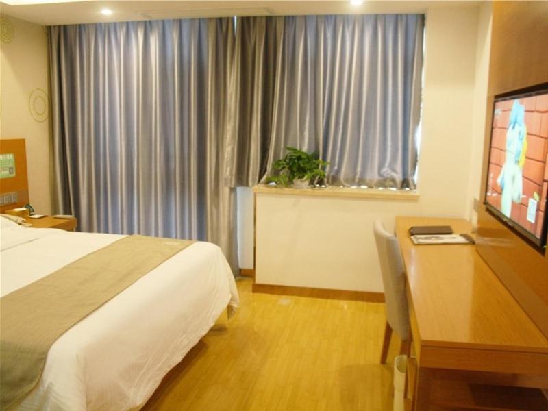 GreenTree Inn Bozhou Mengcheng County Red Star Macalline Business Hotel 5/17