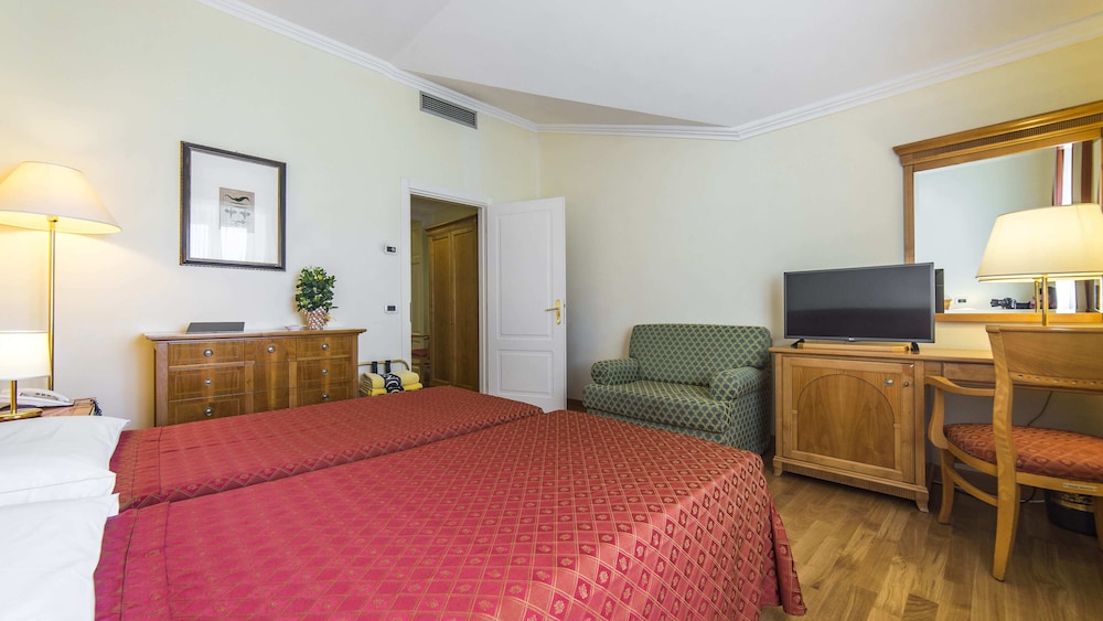 Hotel Ville Bianchi 4/48