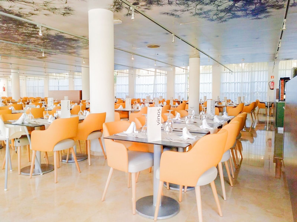 Eix Platja Daurada Hotel and Spa 82/97