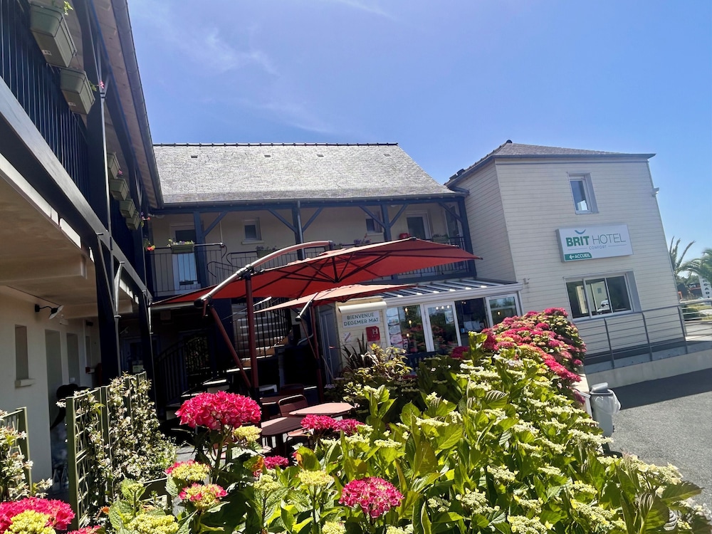 Brit Hotel Aux Hortensias 5/55