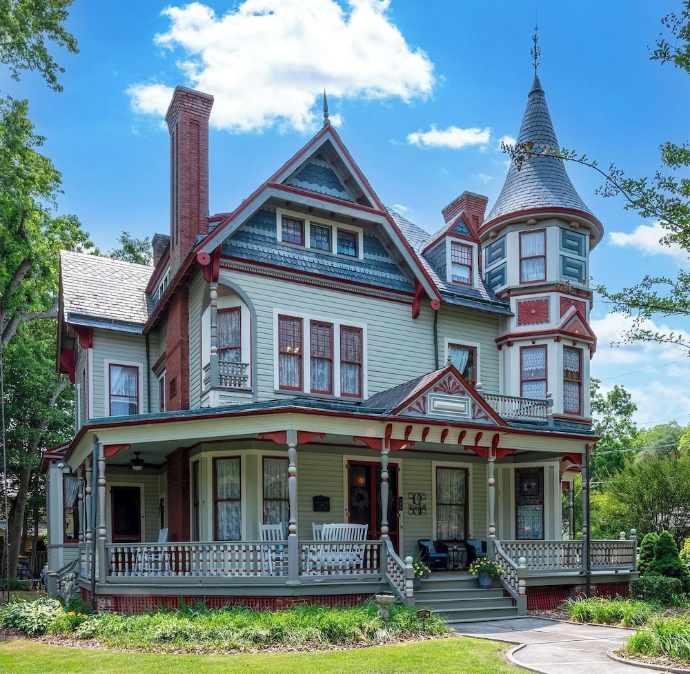 Gillis Grier Bed and Breakfast 2/50