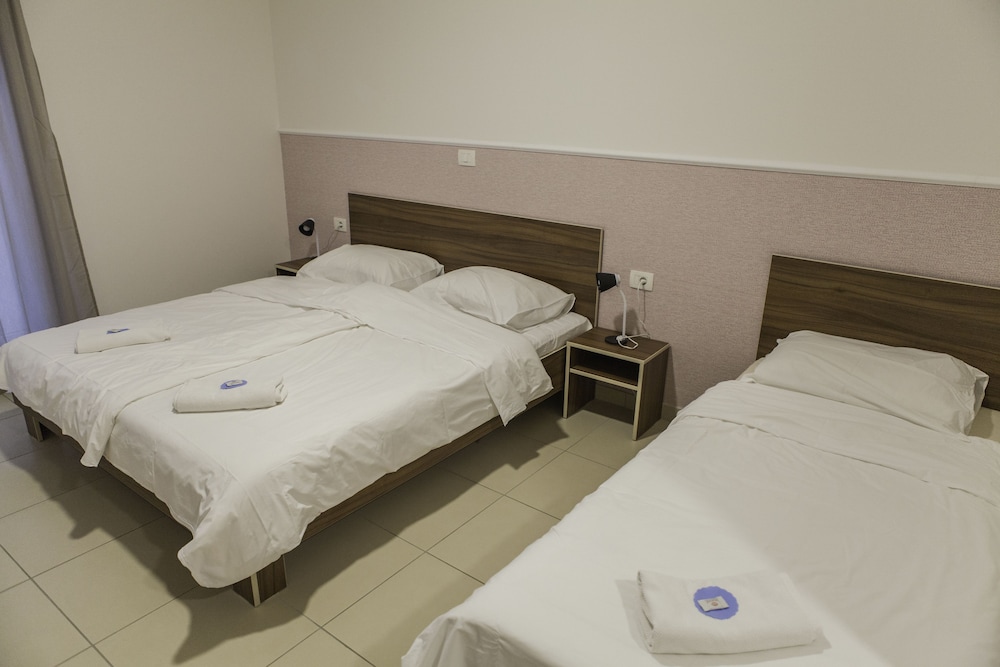 Hotel Lavender 10/50