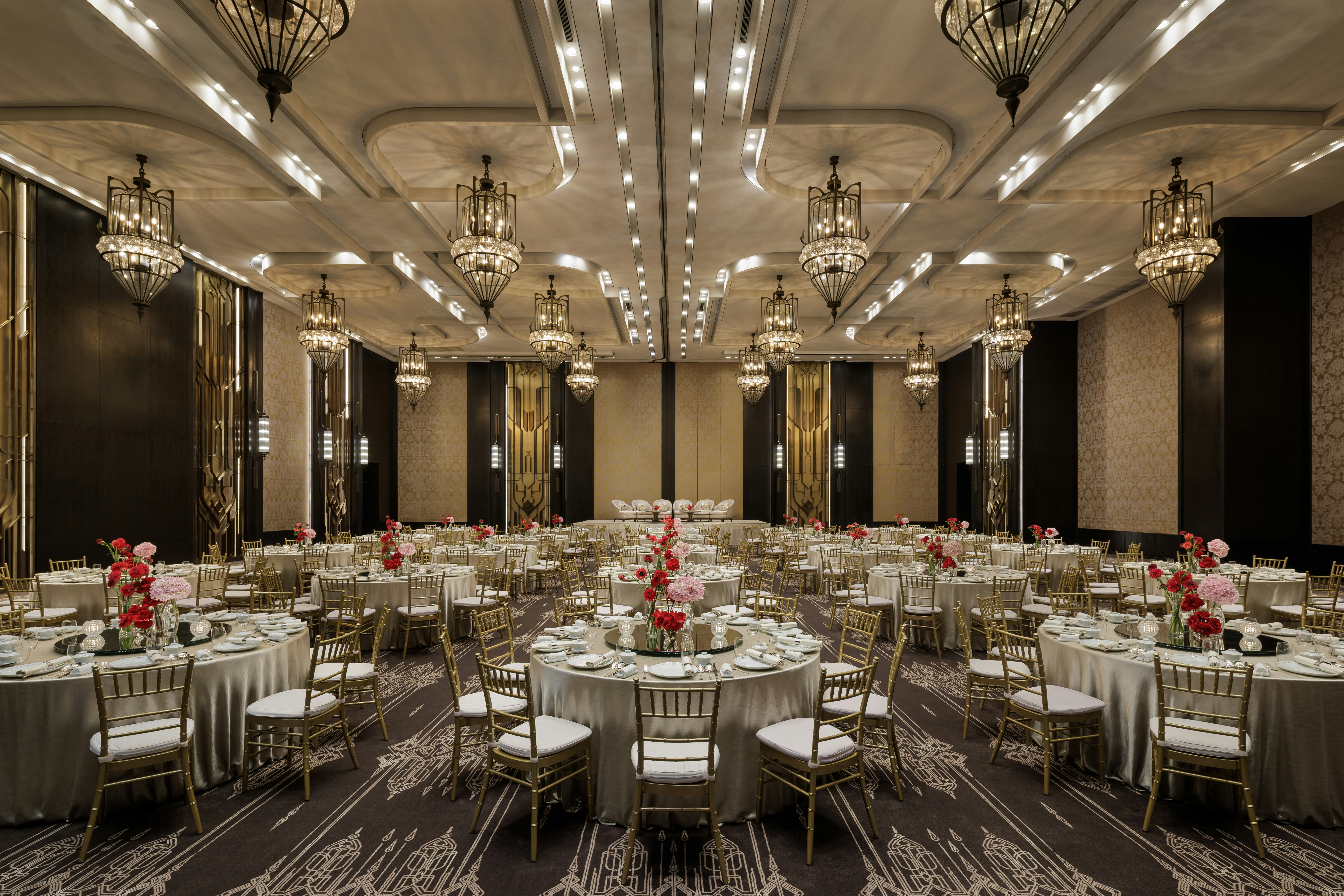 Waldorf Astoria Bangkok 63/73