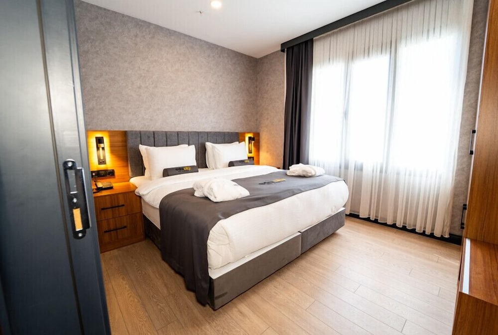 Educity Suit & Hotels 17/50