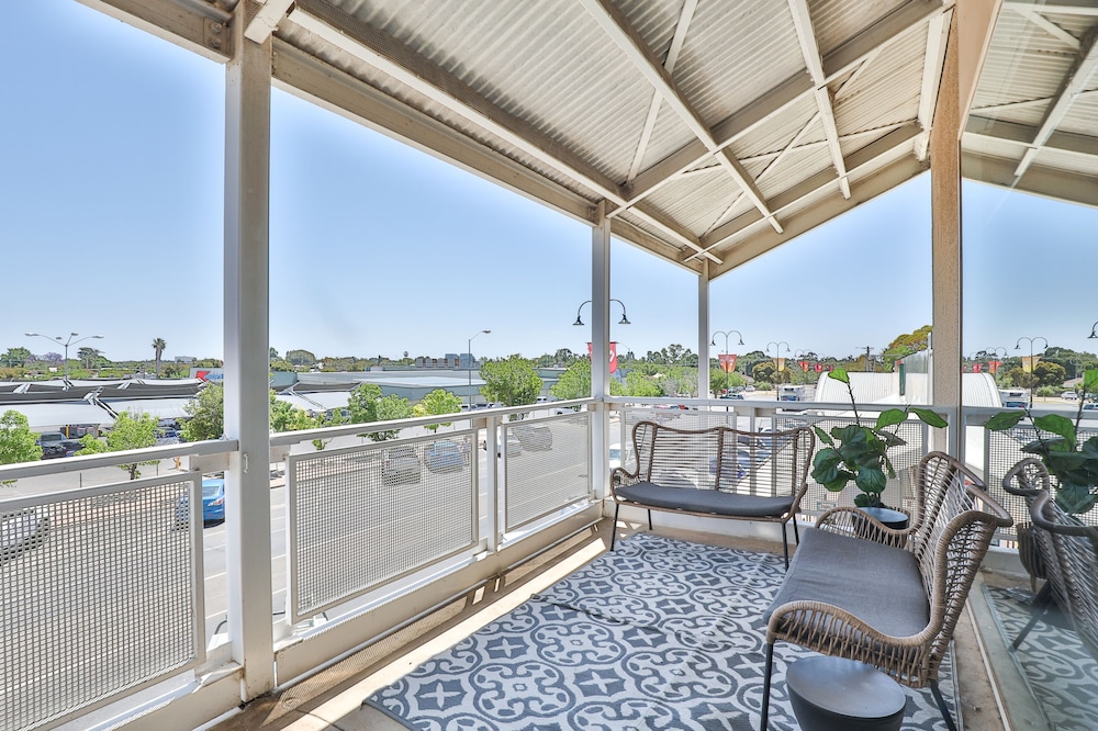 Indulge CBD Apartments 26/50