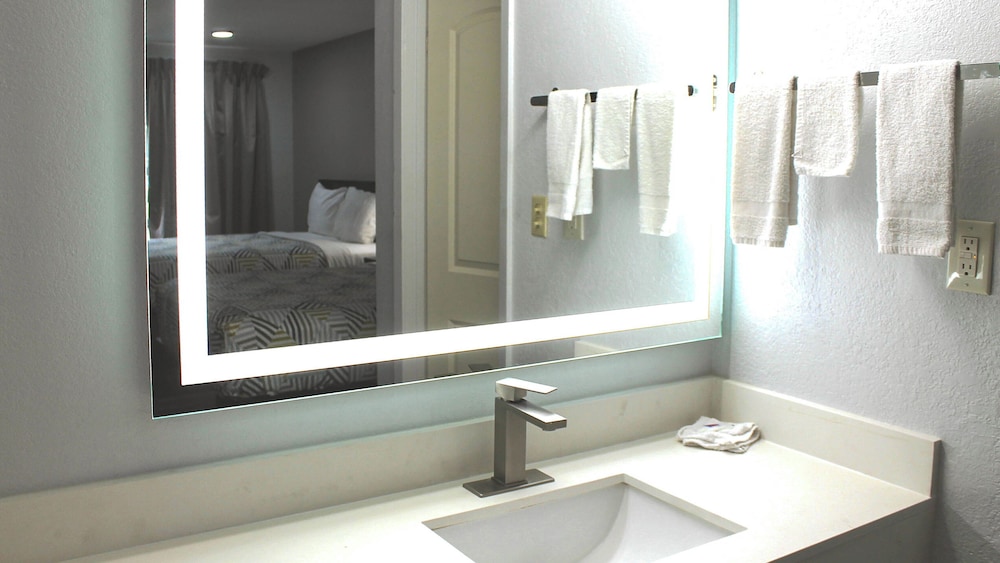Motel6 Mccomb Ms 54/56