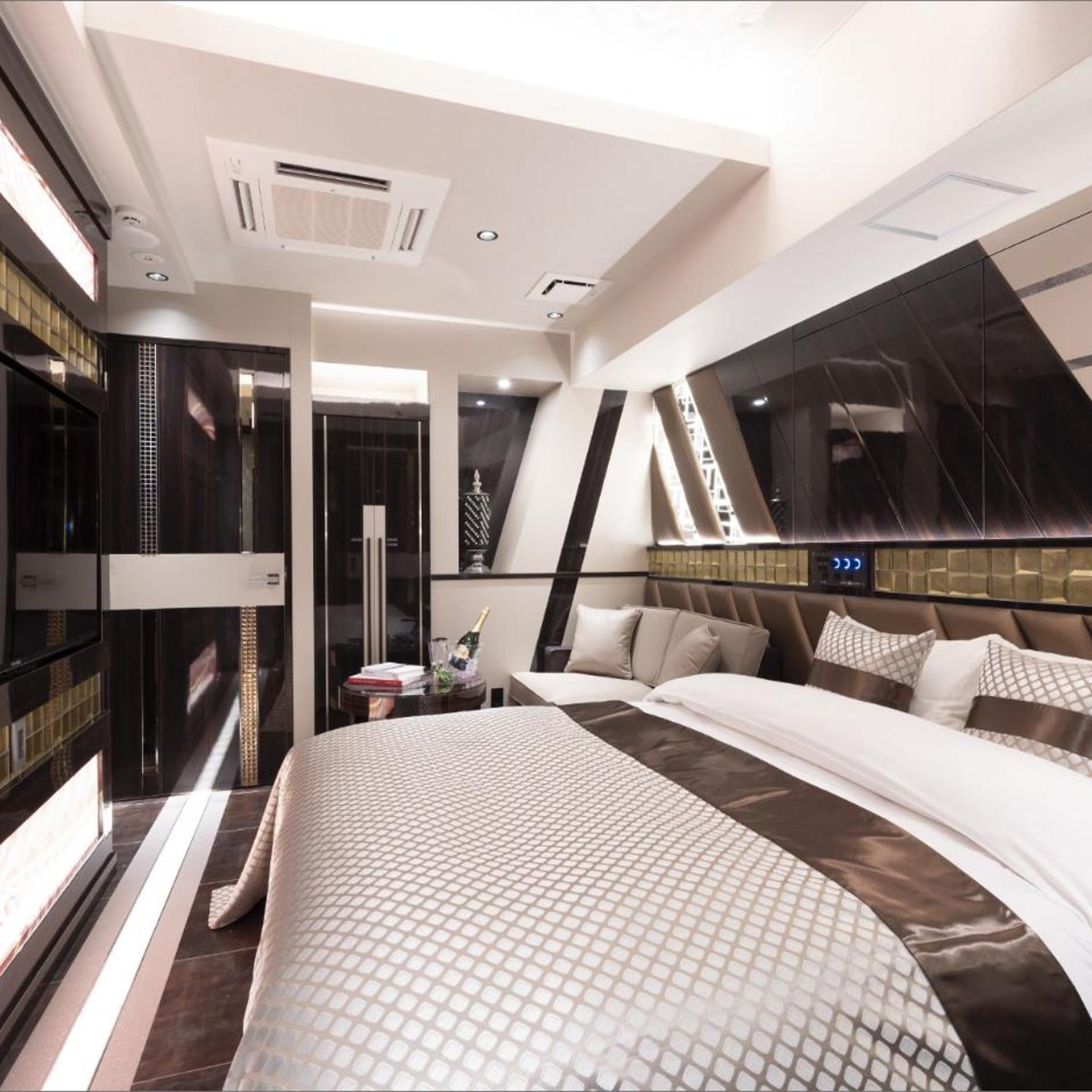 Hotel Kabuki 10/50