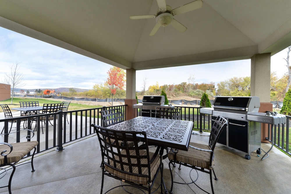 Candlewood Suites Elmira Horseheads 32/41