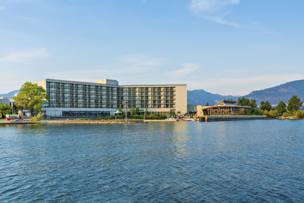 Penticton Lakeside Resort 53/58