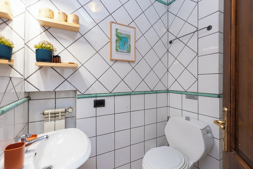 Rental In Rome Rosselli Palace Apartment 5 45/49