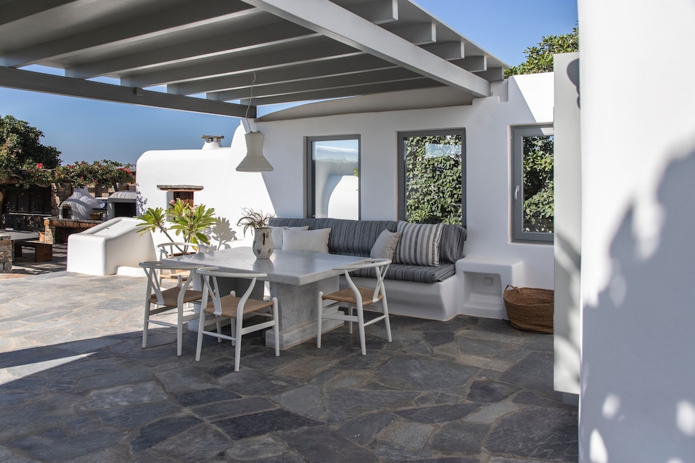 AQUA BREEZE VILLAS NAXOS 27/50