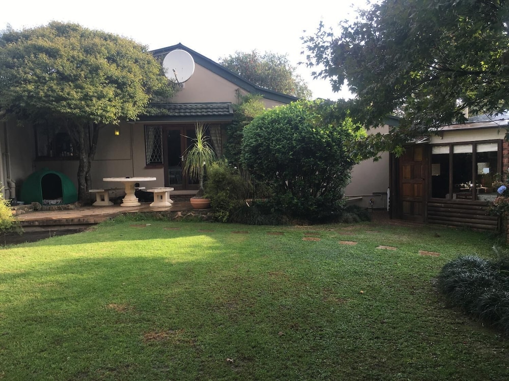 Sunbird Guest House 31/50