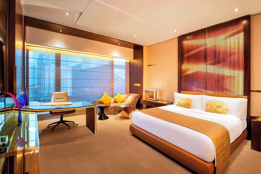 Design, King Bed, City View
