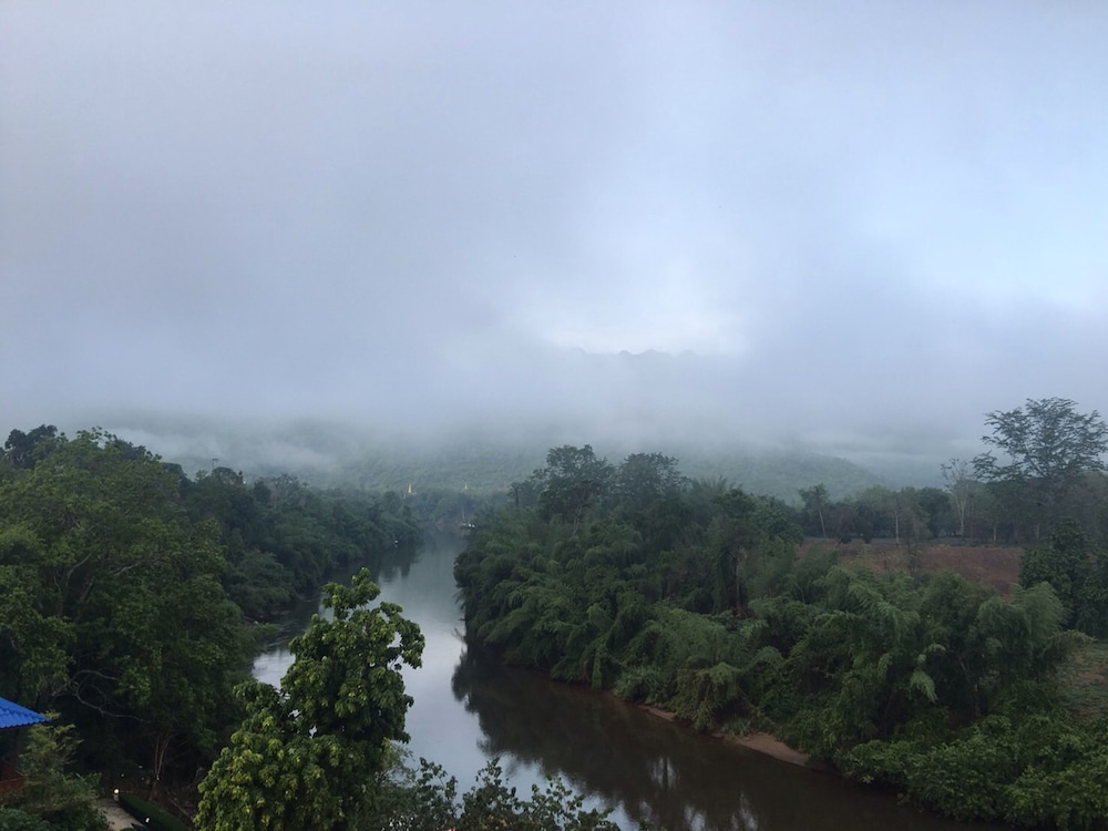 Star Hill Riverkwai Resort 62/85