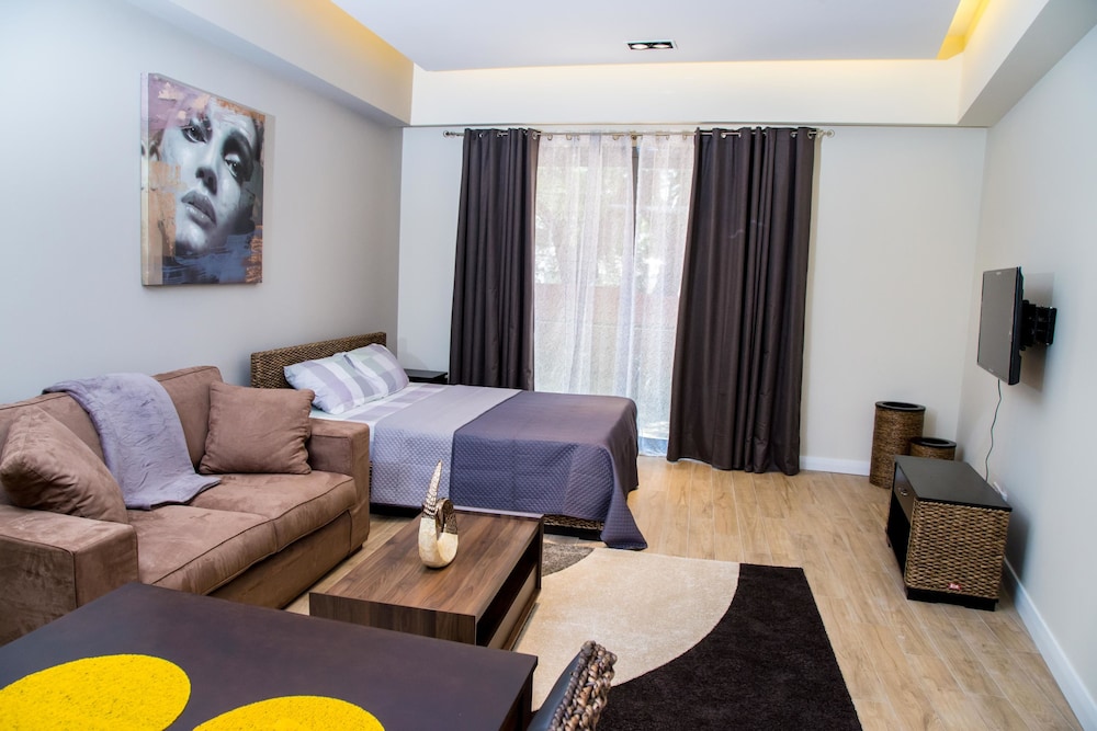 Pls Apartments - Cantonments 26/50