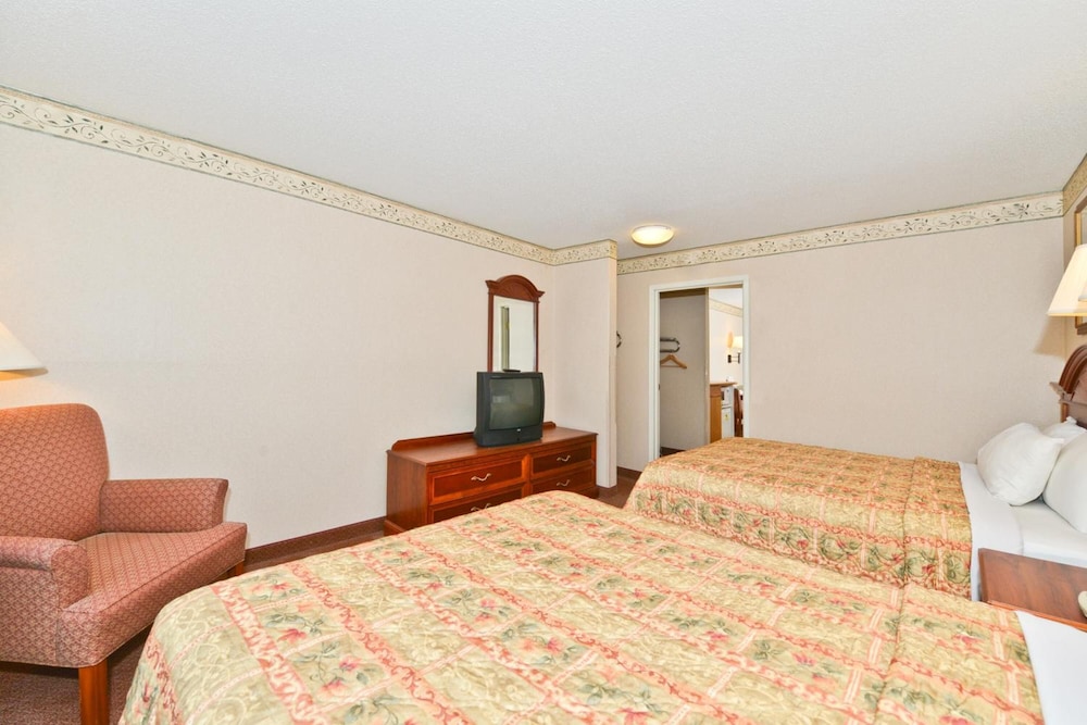 BlissPoint Inn and Suites Marion 14/47