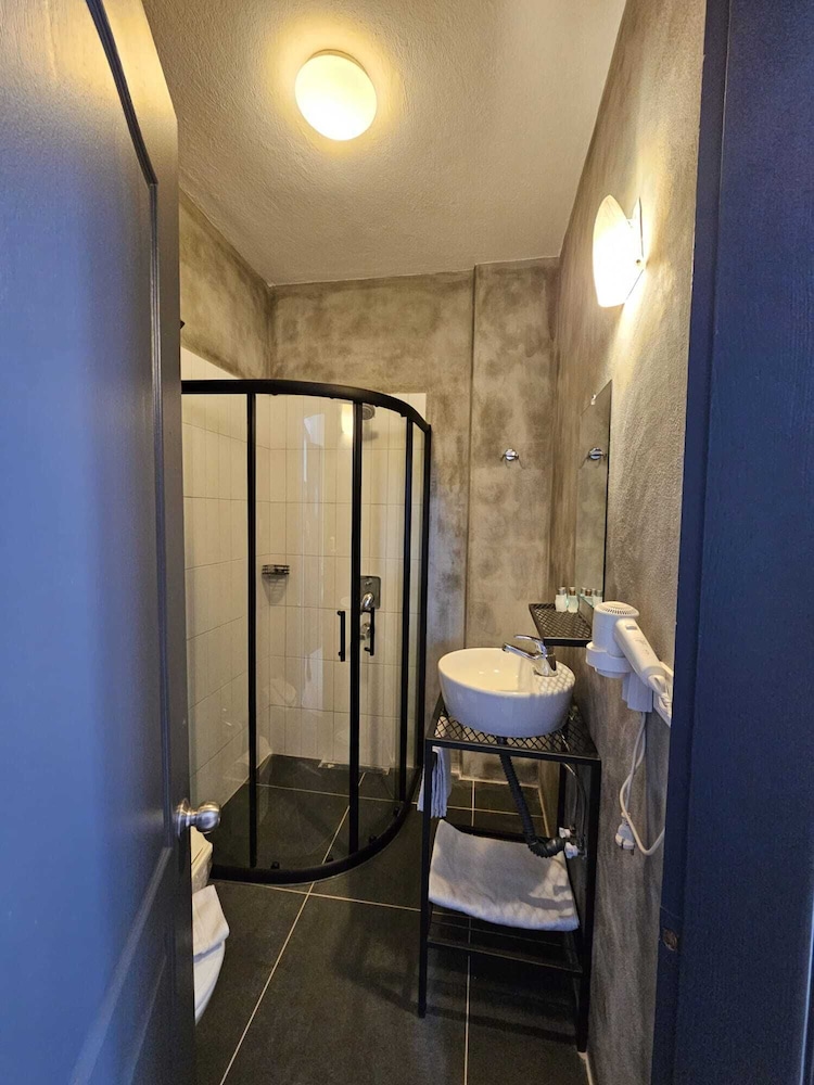 Serpina Hotel - Adults Only 67/68