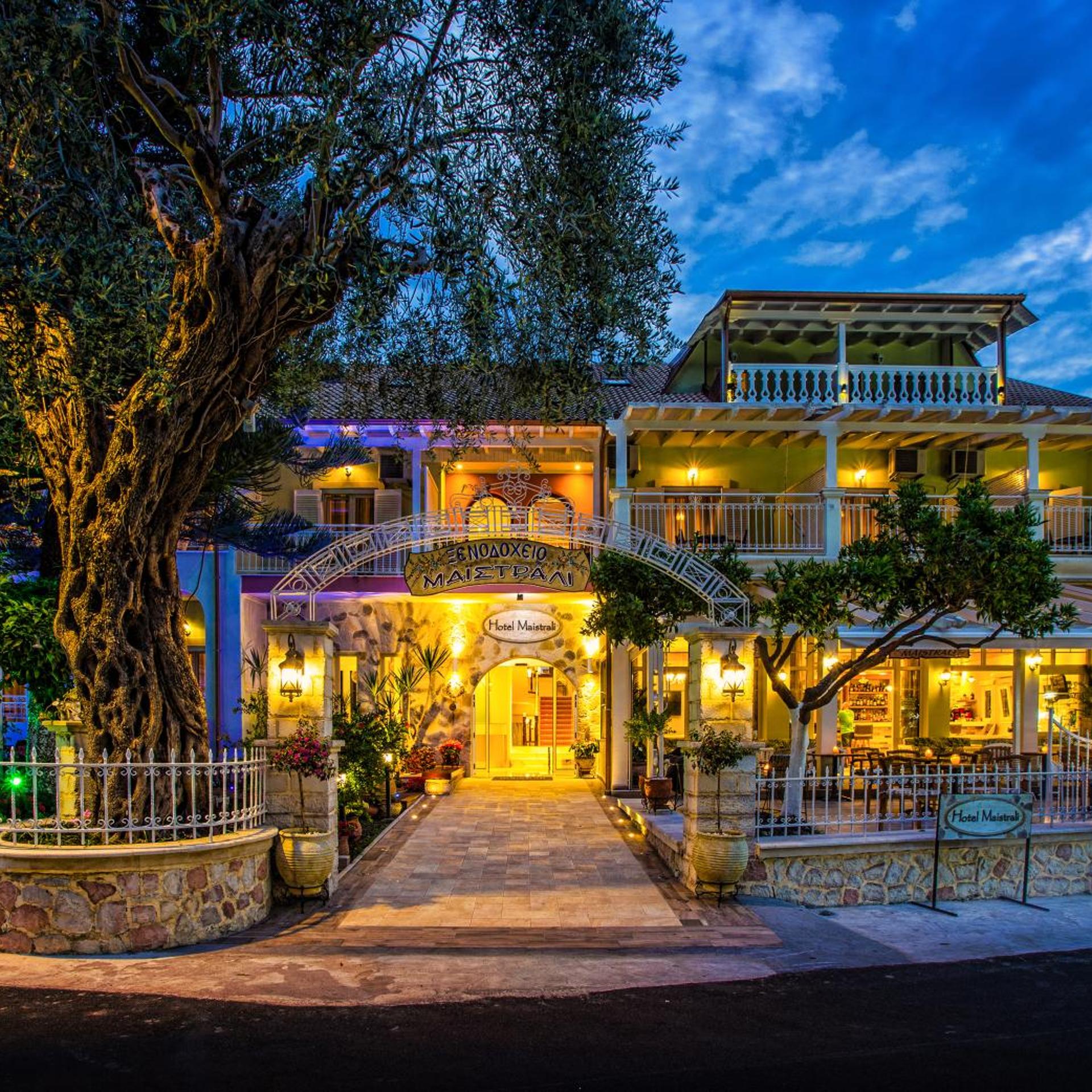 Maistrali Hotel 4/52