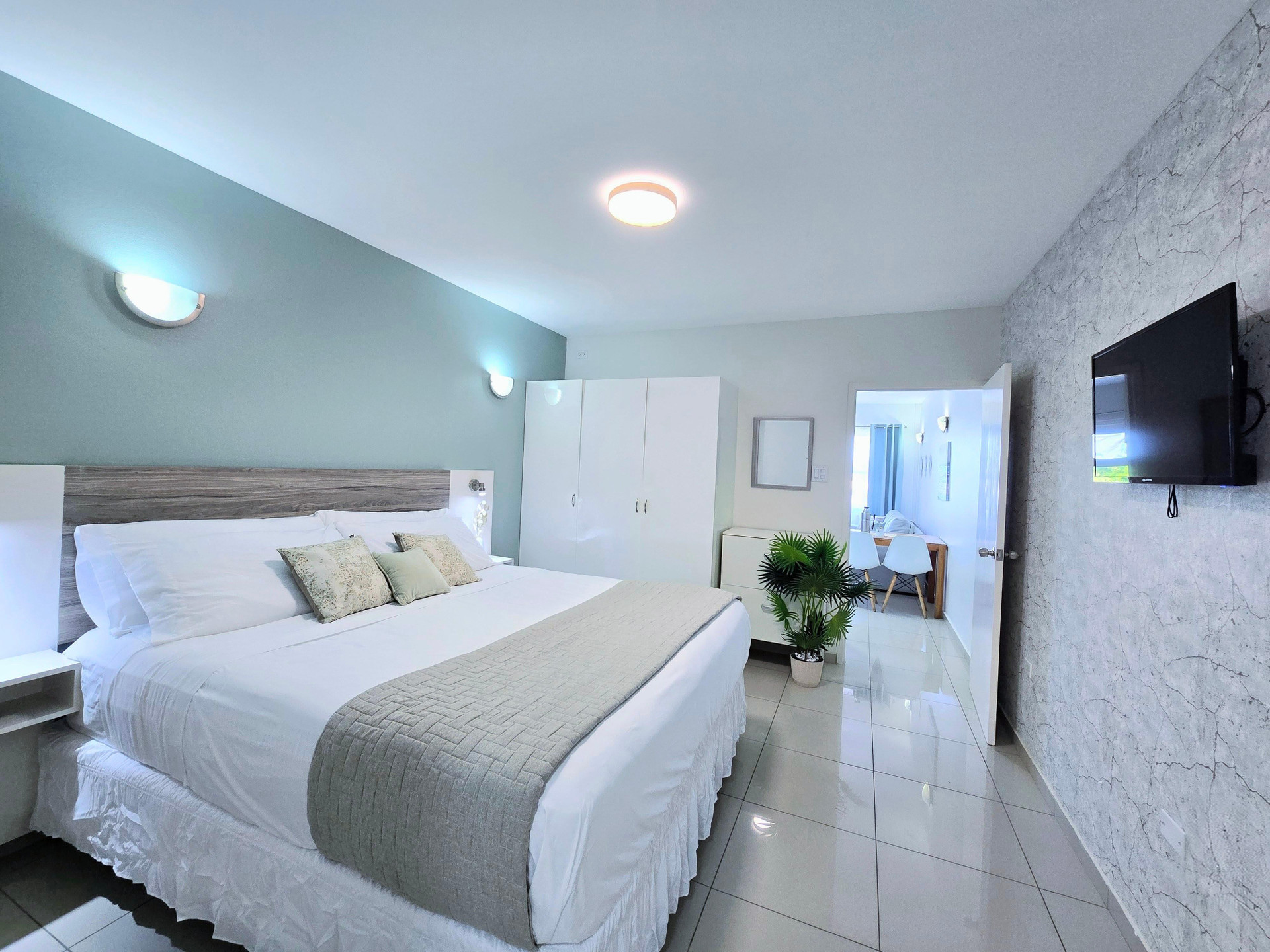 1 Bedroom, Apartment