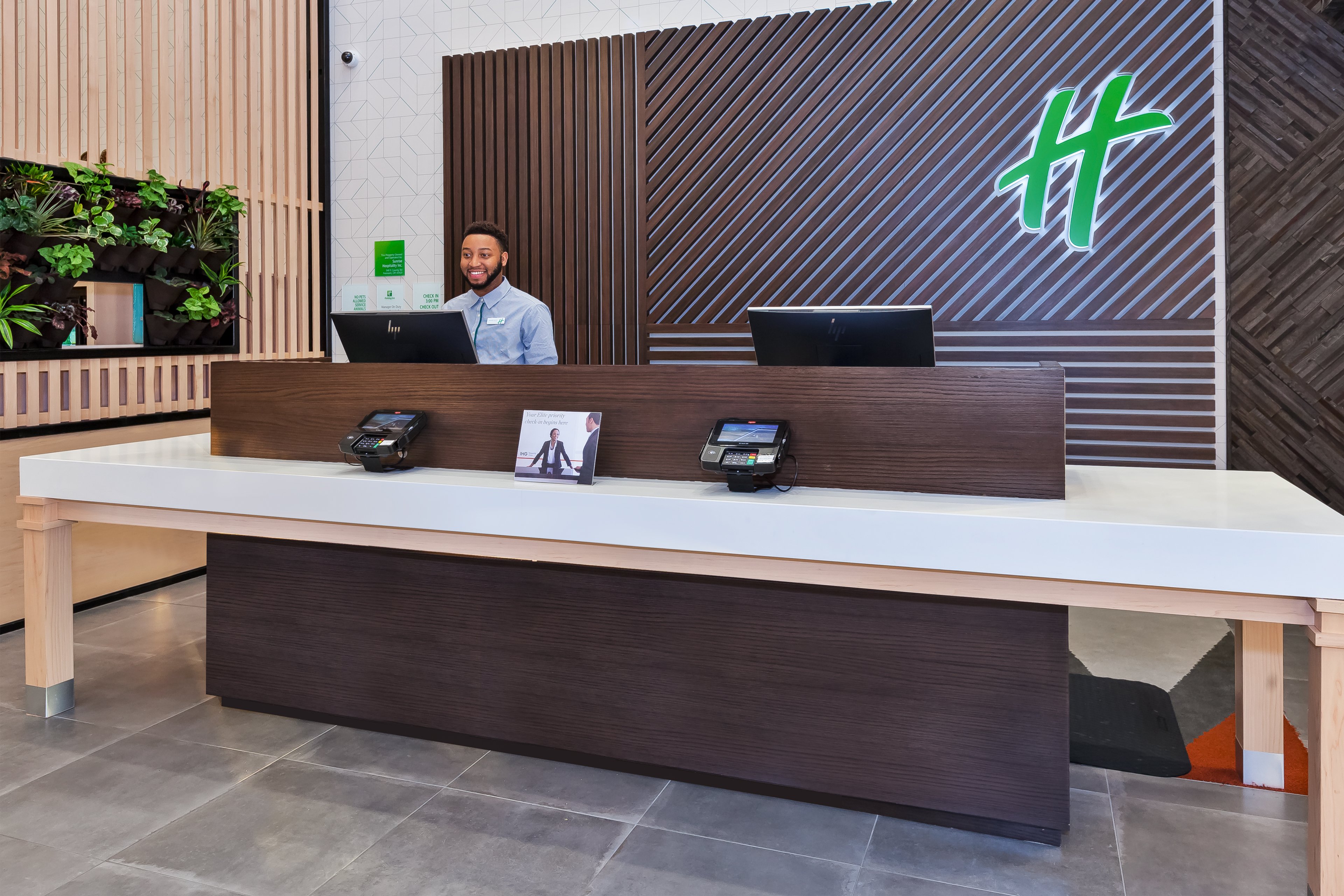 Holiday Inn & Suites Toledo Southwest - Perrysburg 6/59