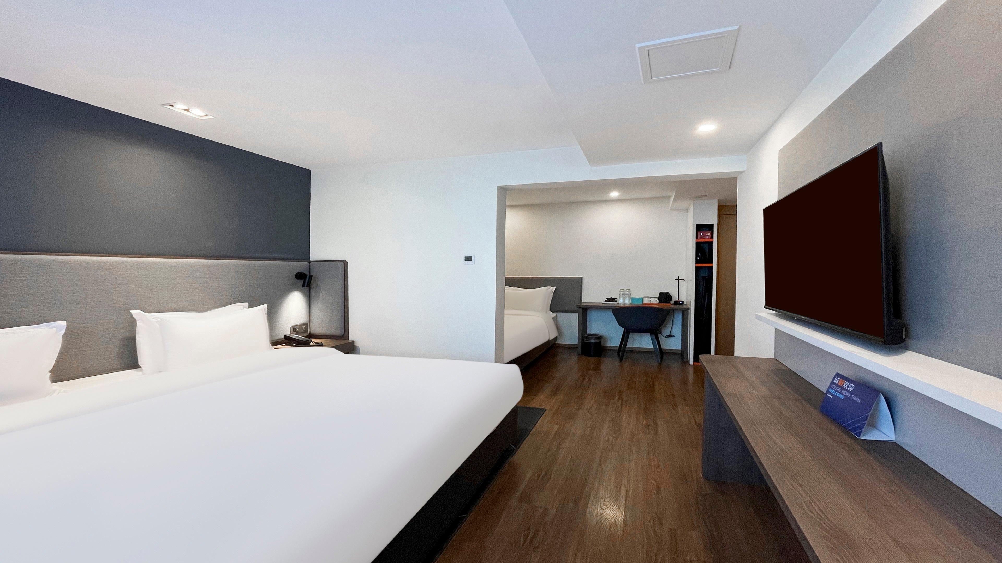 Suite, 1 King and 1 Single Beds