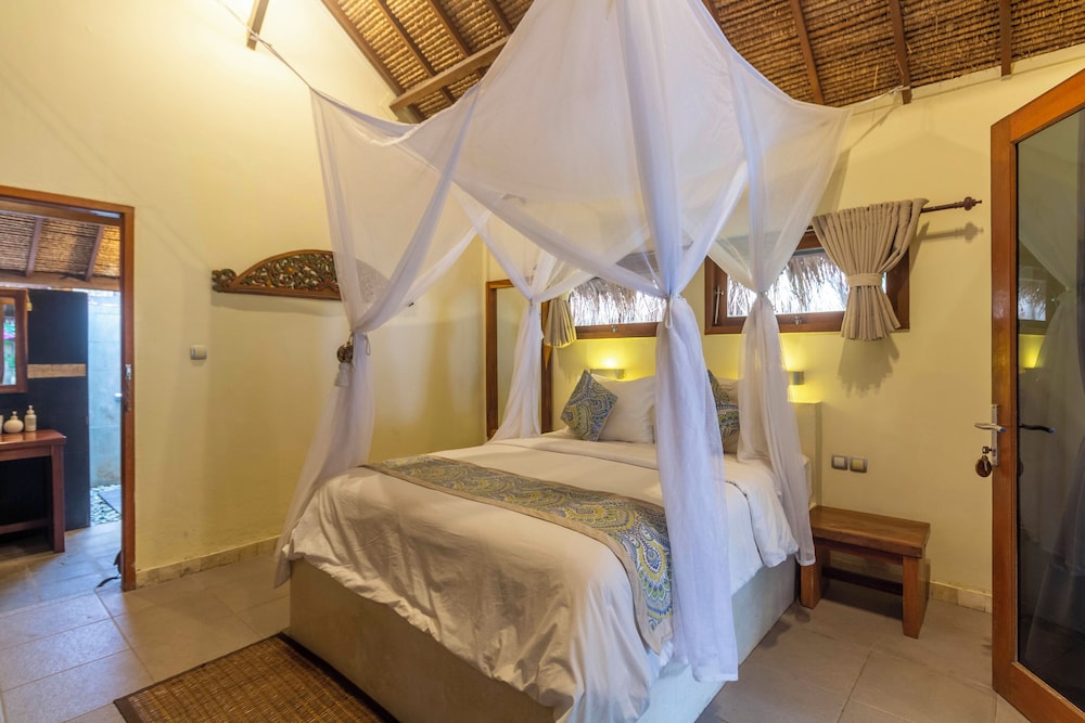 2 BEDROOMS, BEACH, CLUB, FAMILY, BUNGALOW
