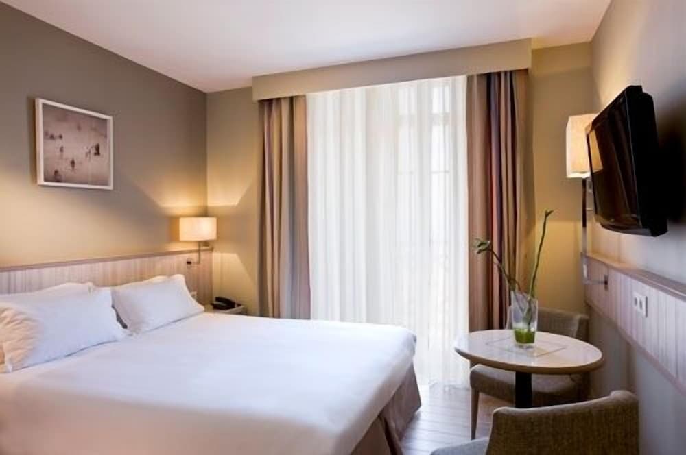 Hotel Antinea 4/27