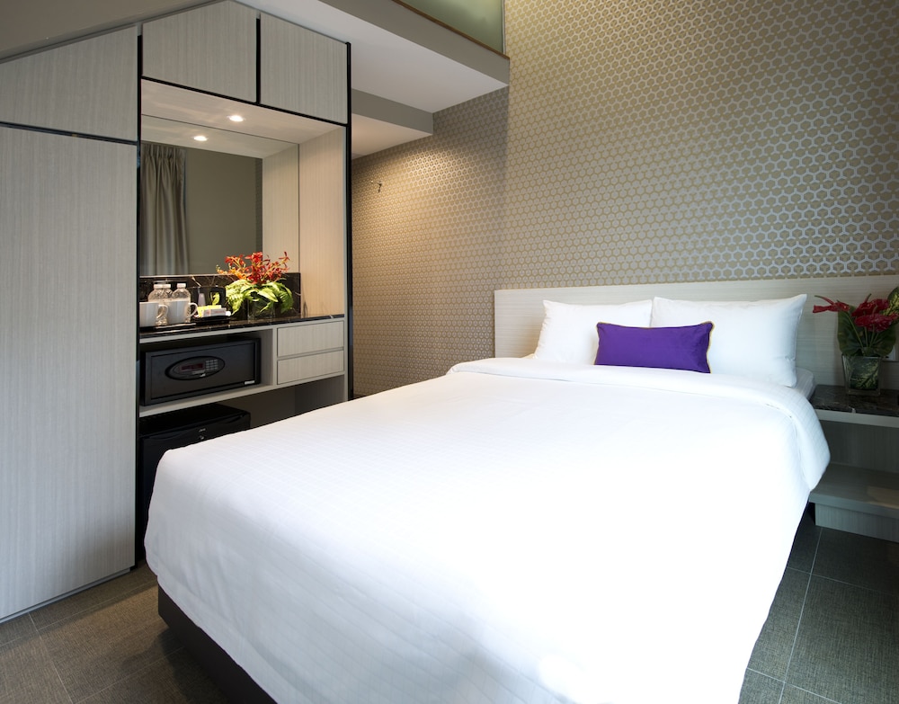 V Hotel Bencoolen 22/54
