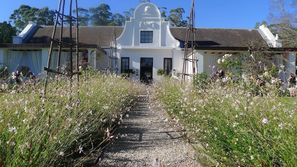 Lairds Lodge 31/36