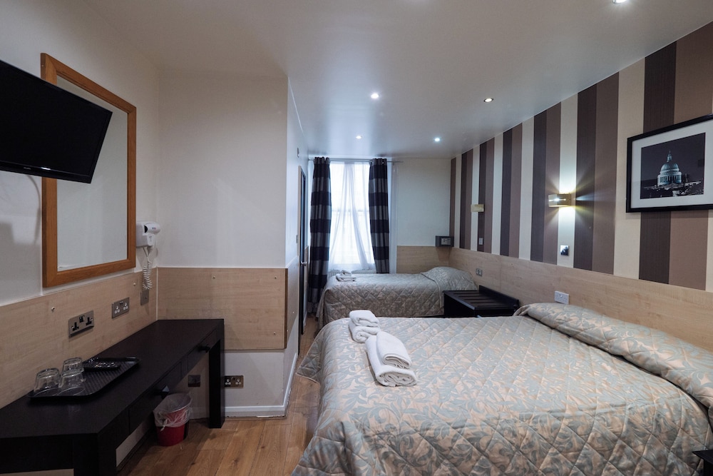 St George Paddington Hotel 22/49