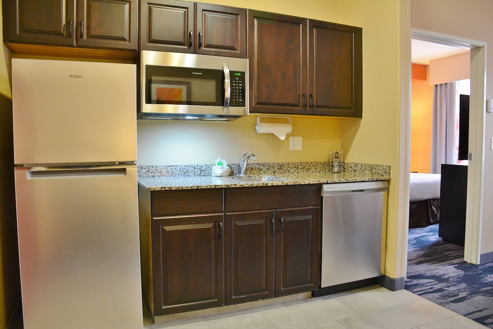 Fairfield Inn Suites By Marriott Grand Junction Downtown 6/51