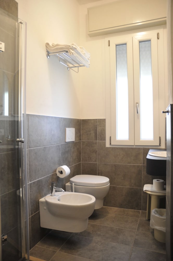 Hotel Eugenio 31/31
