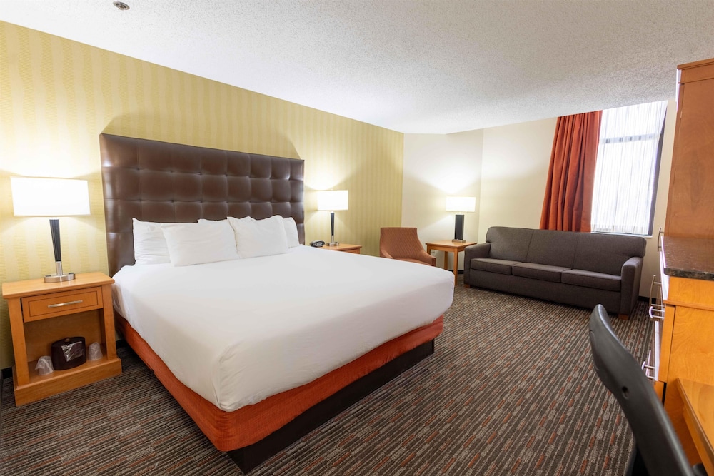 ROOM, KING BED, WITH VIEW, SOFA