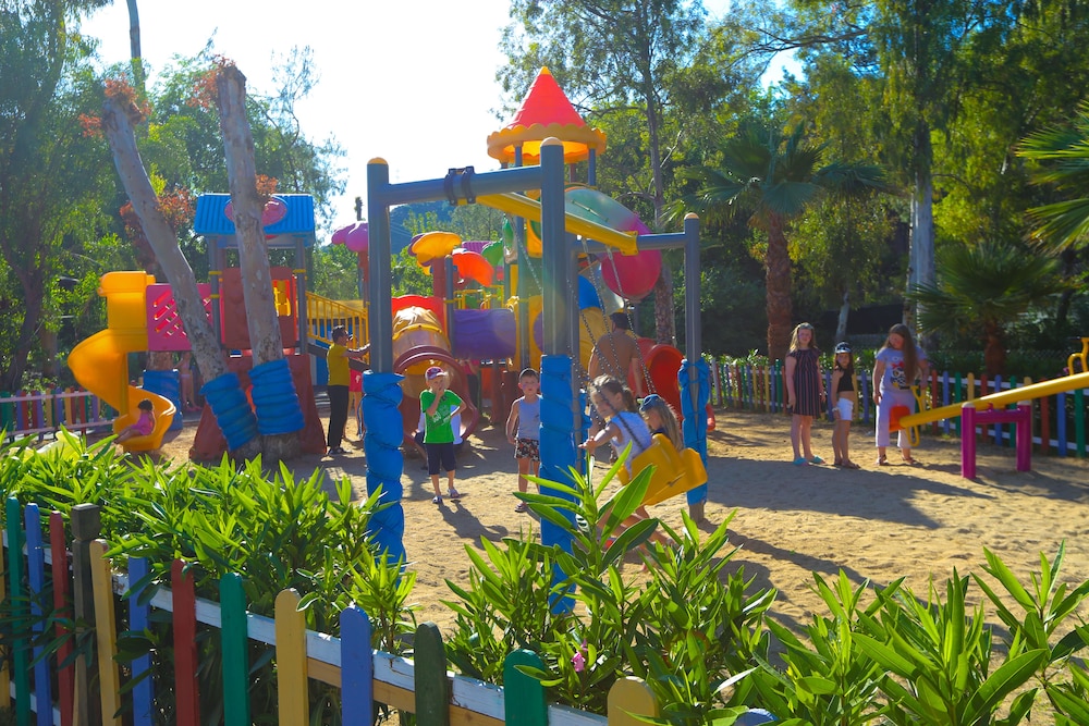 Fortezza Beach Resort 56/70