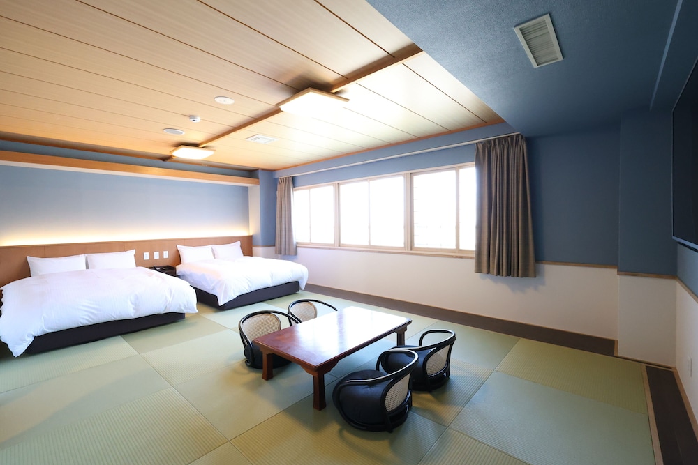JAPANESE WESTERN, MODERN
