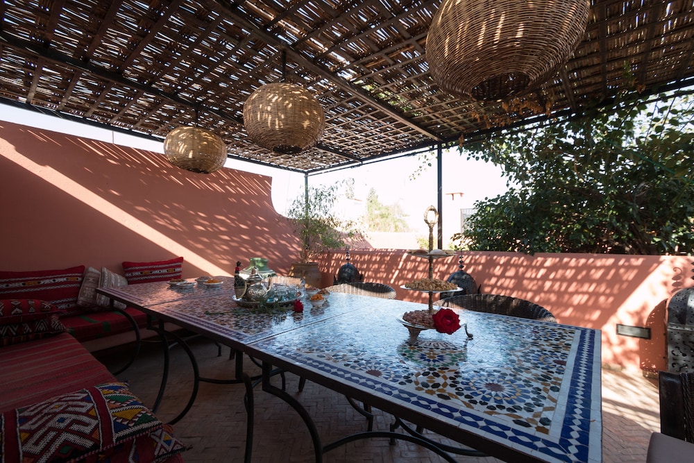 Riad Lhena 22/45