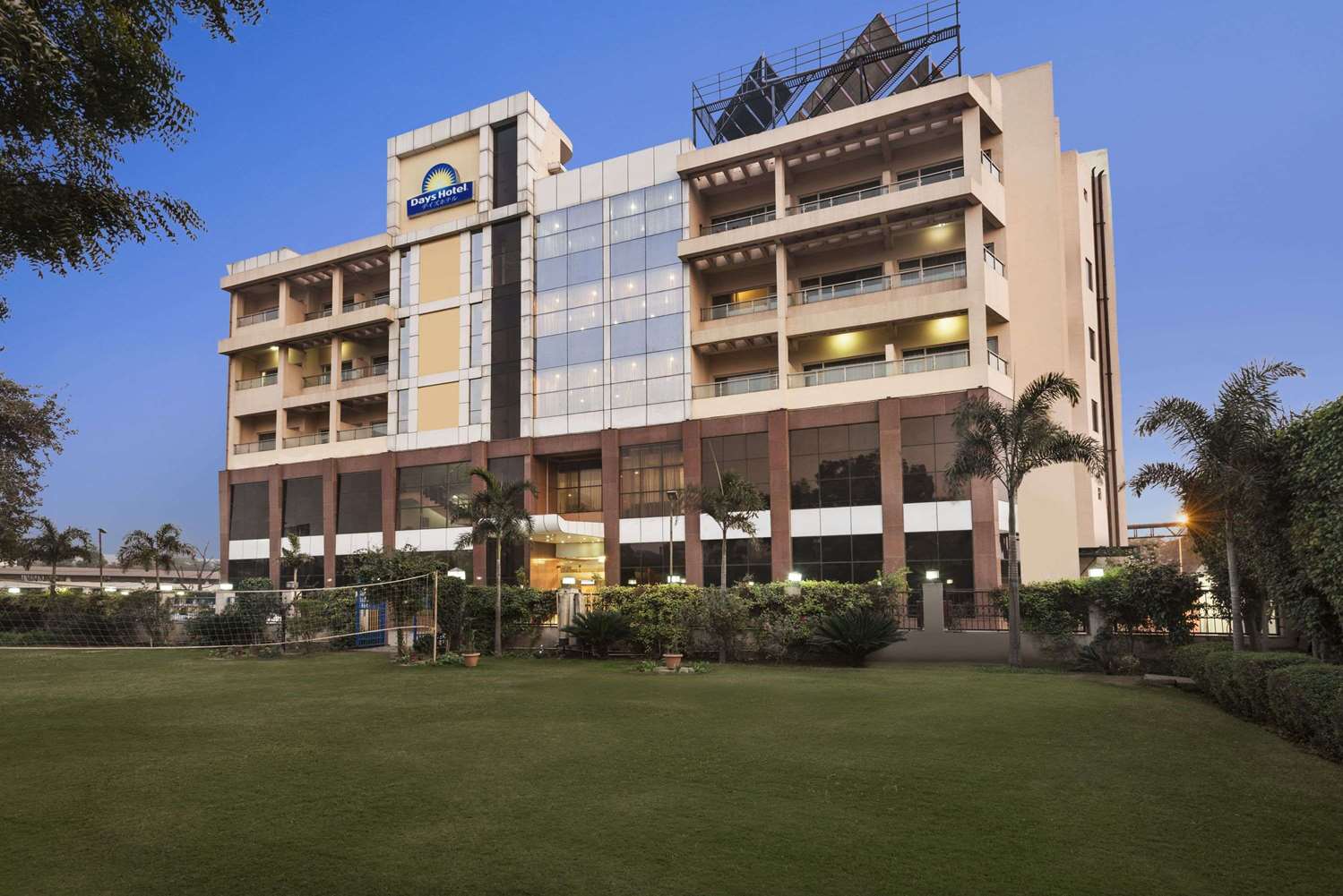 Days Hotel Neemrana Jaipur Highway 2/43