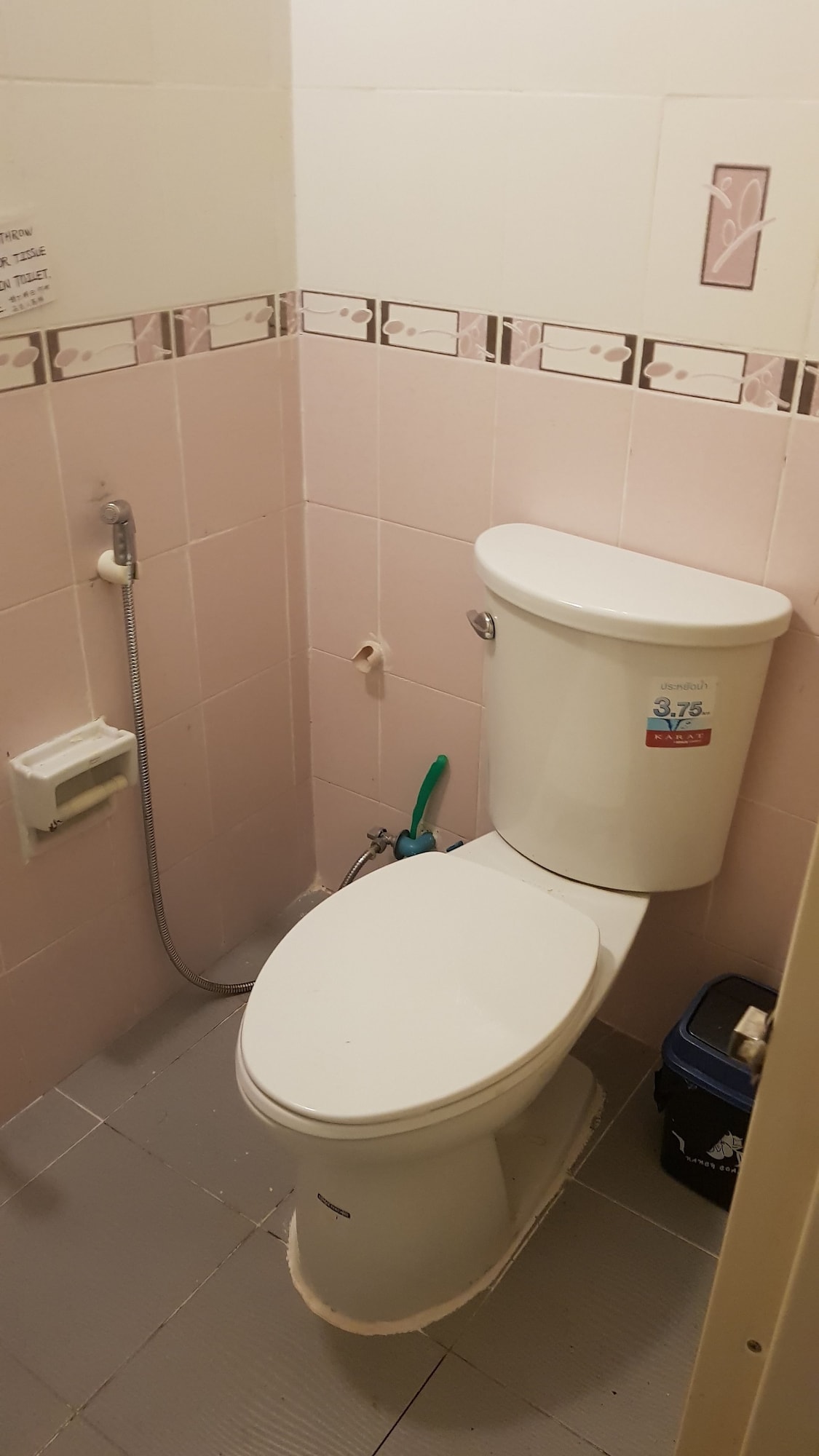 MIXED DORM, 10 BEDS, SHARED BATHROOM