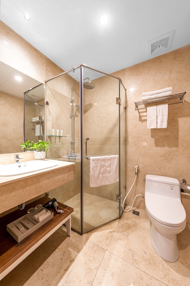 22Land Classic Suites 38/45