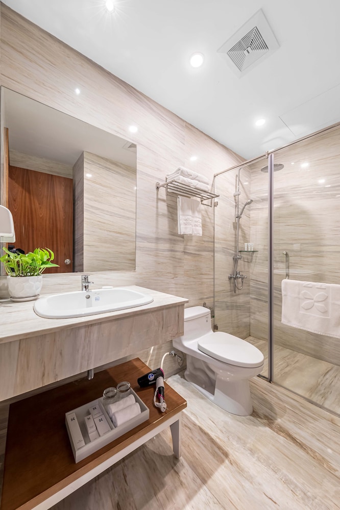 22Land Classic Suites 43/45