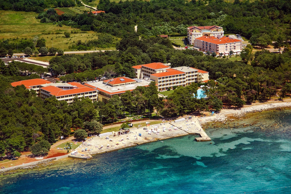 Hotel Aurora Plava Laguna 40/50