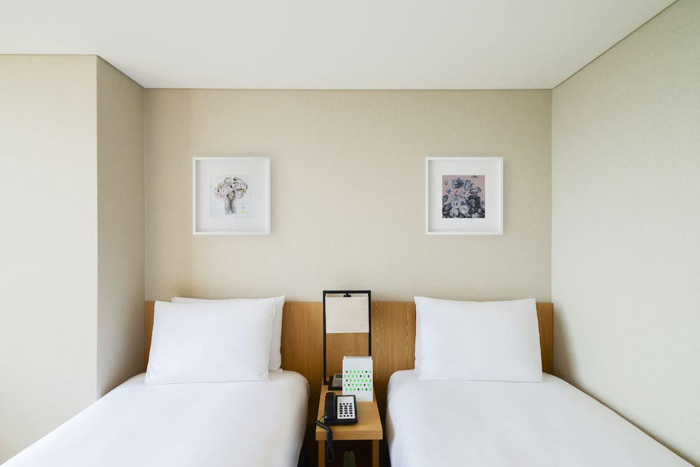 Harbor Park Hotel 15/51