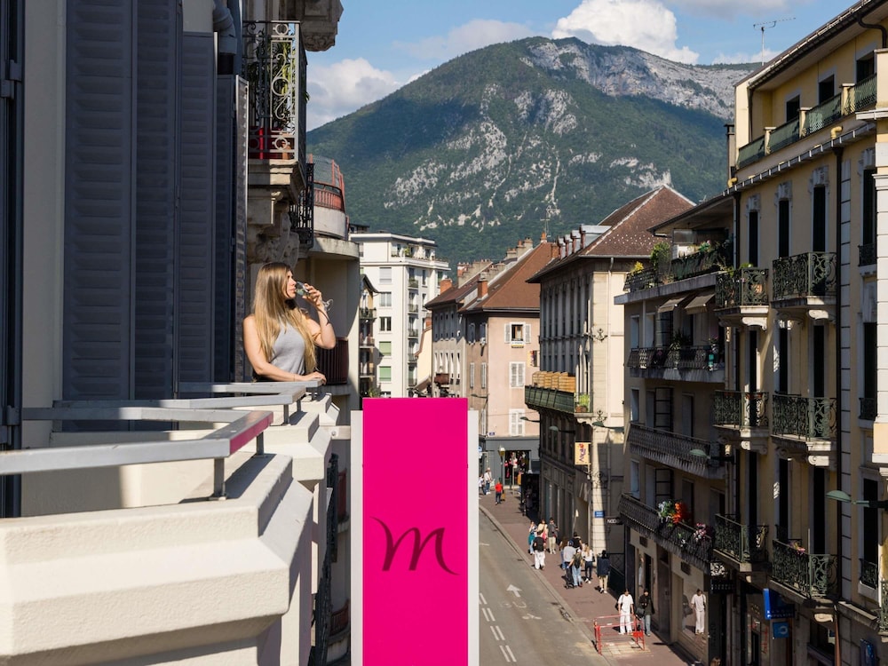 Mercure Annecy Centre 8/69